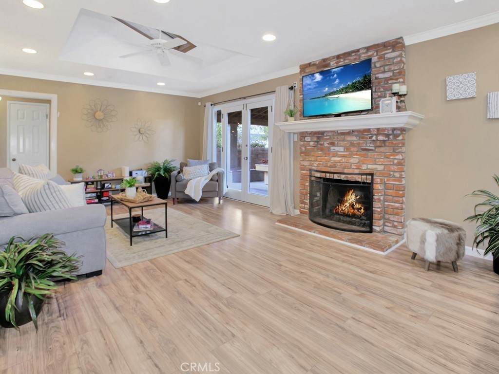1123 Lomita Avenue - Photo 1
