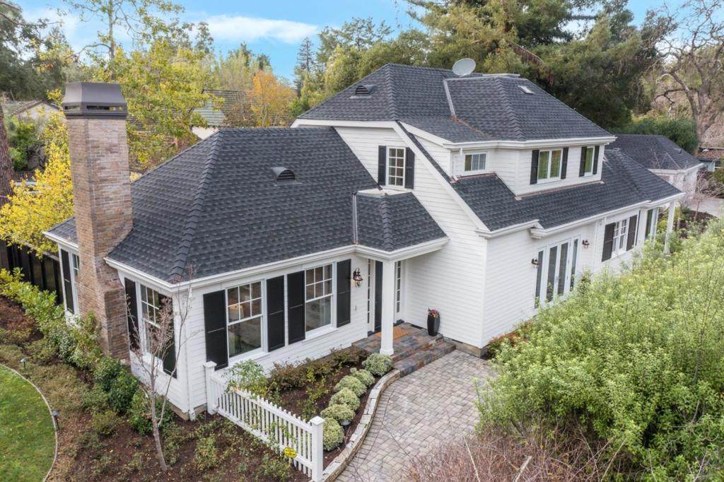 65 Maple Avenue - Photo 1