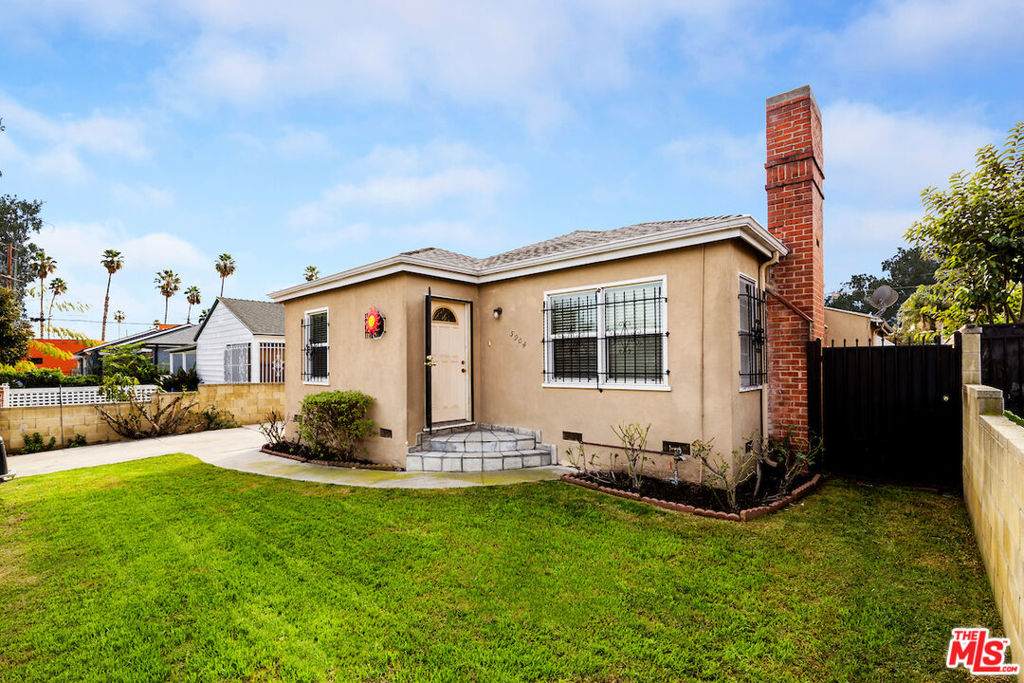 5904 Dauphin Avenue - Photo 1