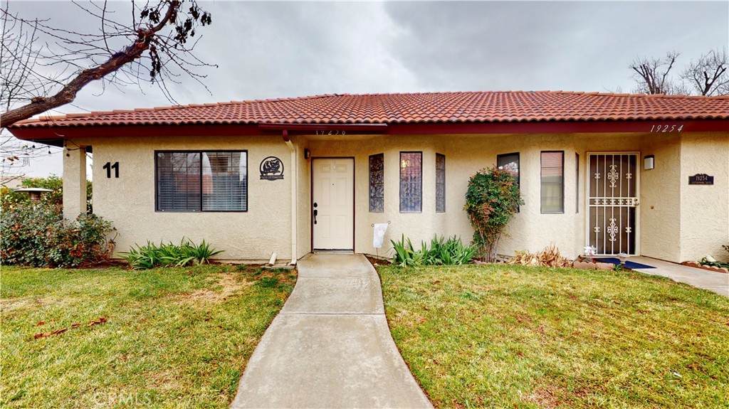 19256 Cottonwood Drive - Photo 1