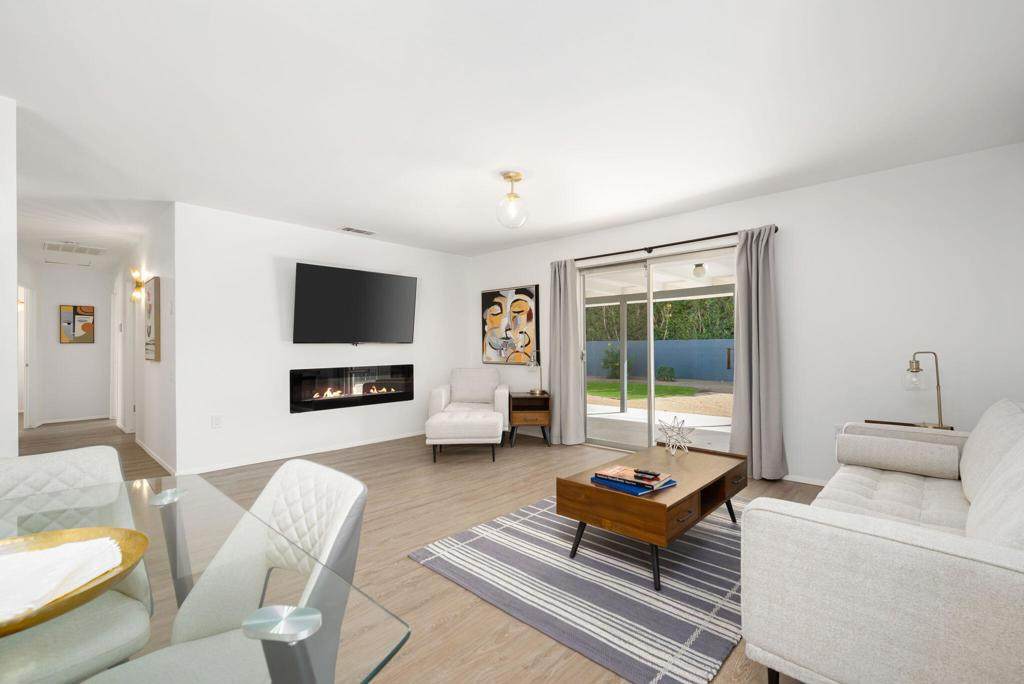 77655 California Drive - Photo 1