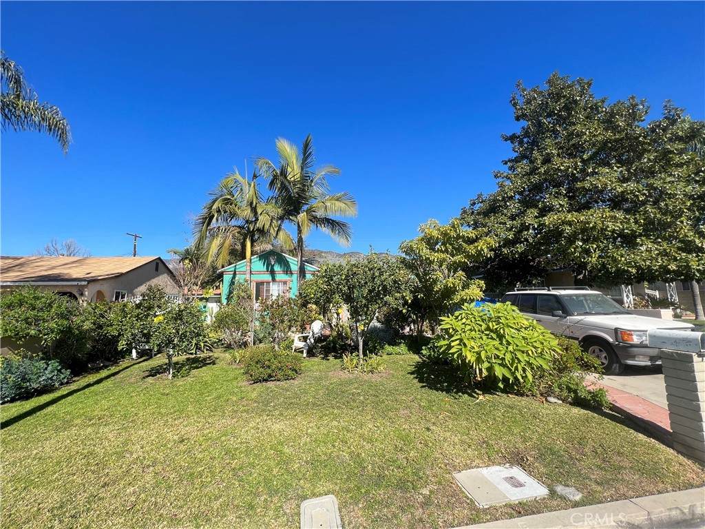 2437 Bloomdale Street - Photo 1