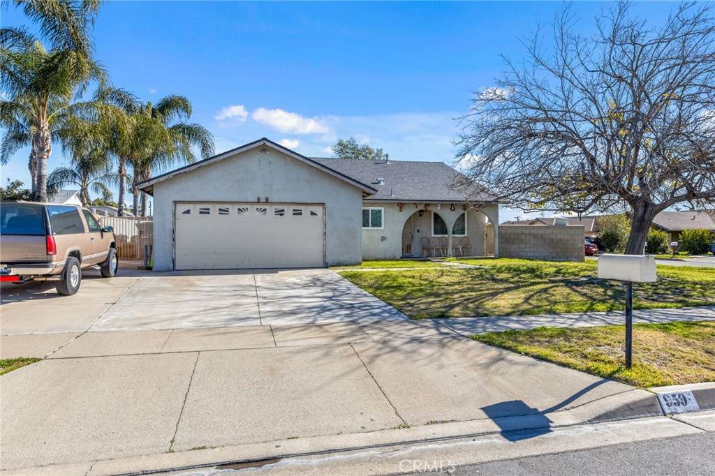 959 Millard Avenue - Photo 1