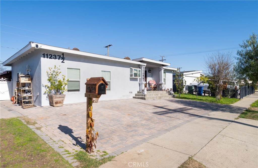 11237 Shade Lane - Photo 1