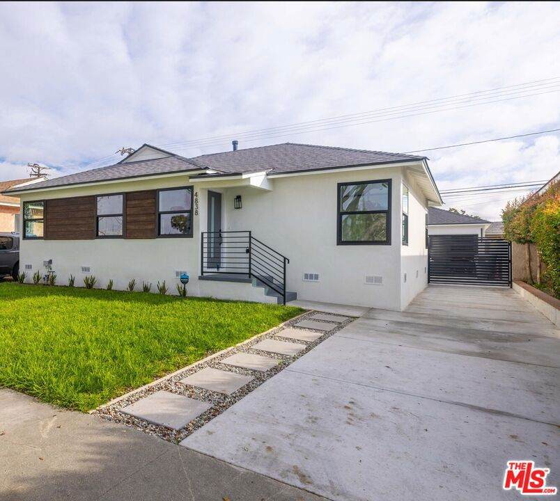 4838 Bellflower Boulevard - Photo 1