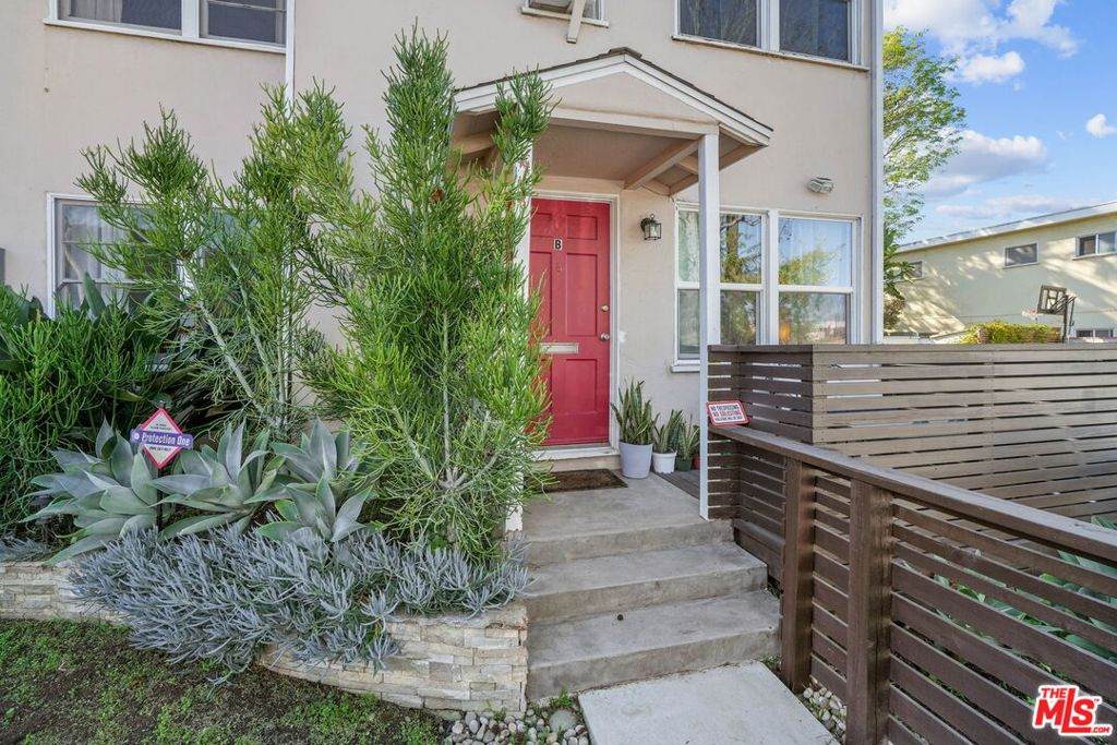 1760 18th Street - Photo 1