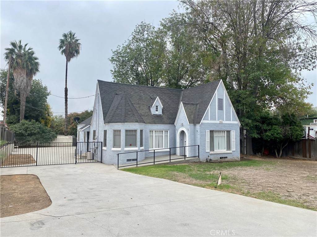 15844 Whittier Boulevard - Photo 1