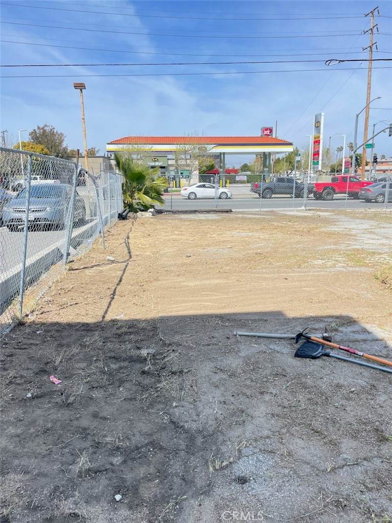 23919 Avalon - Photo 1