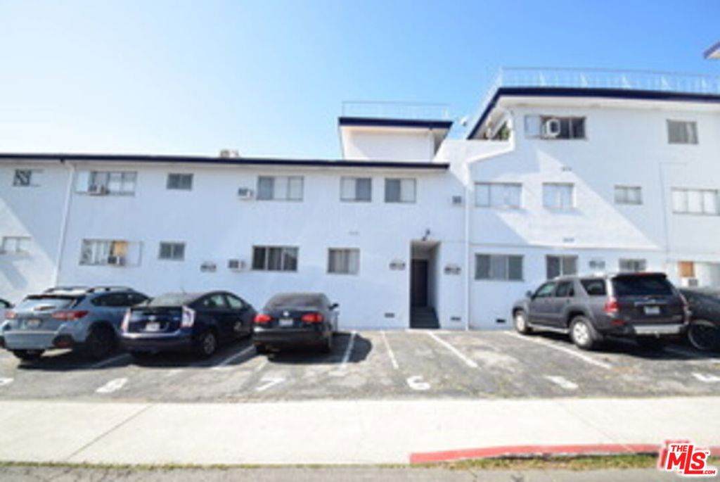 1940 Carmen Avenue - Photo 1
