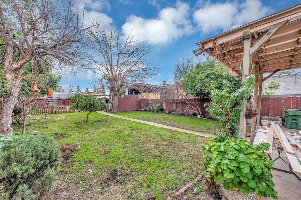 110 San Jose Avenue - Photo 1