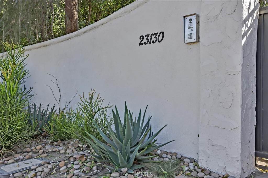 23130 Oxnard Street - Photo 1