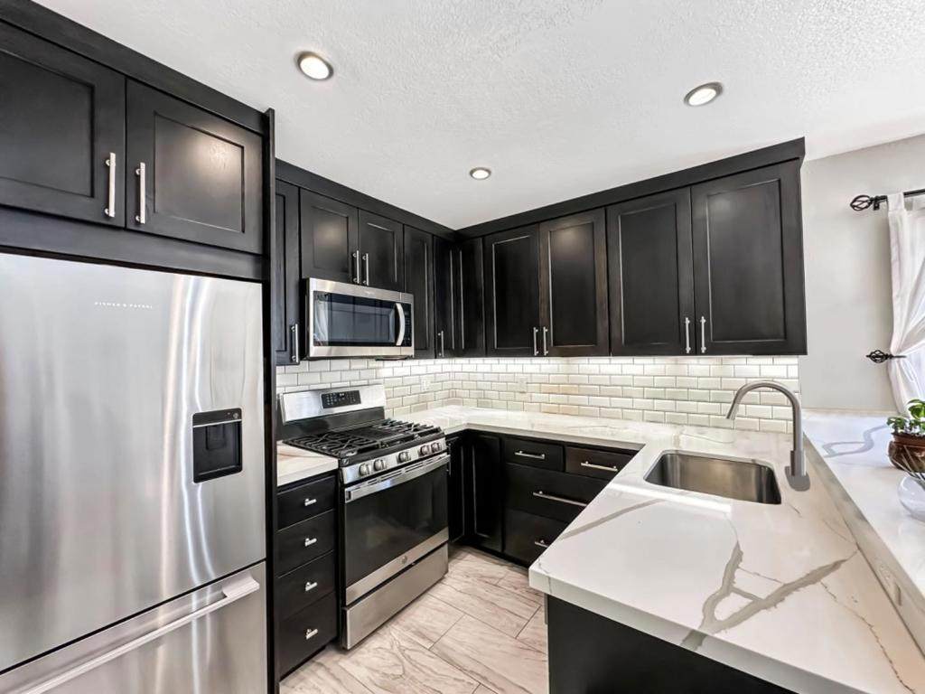 1290 Rosita Road - Photo 1