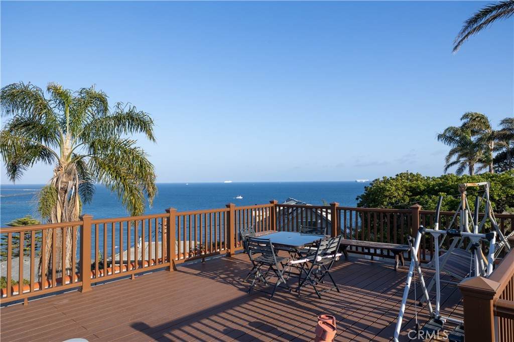 3923 Bluff Place - Photo 1