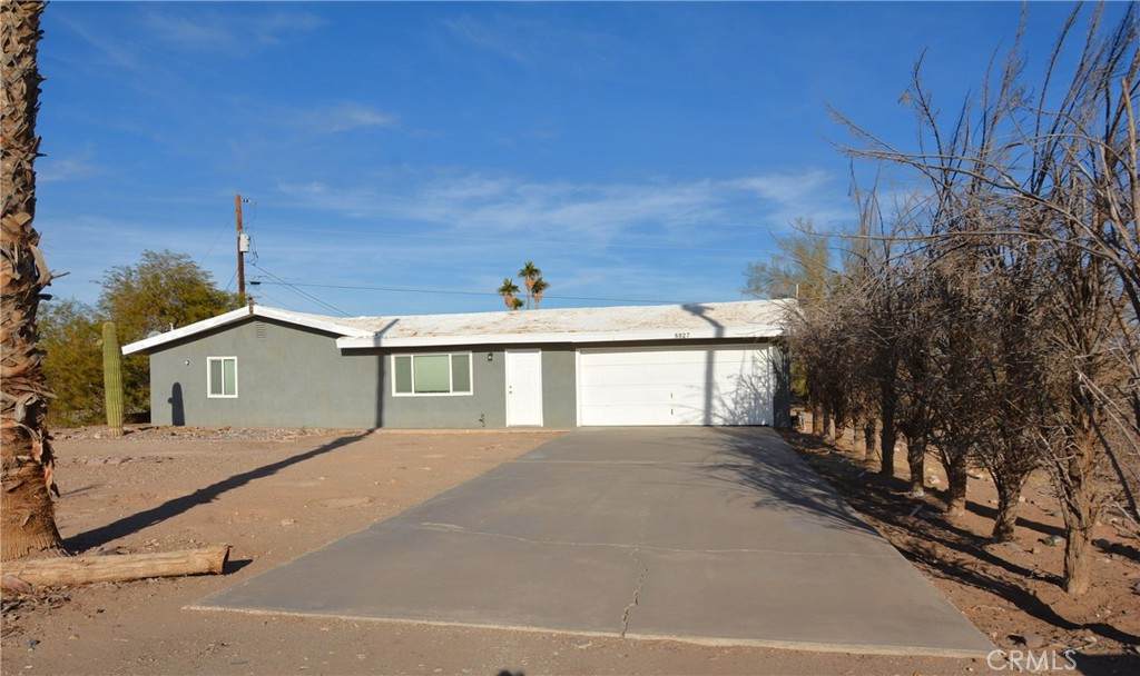 6827 Mesquite Court - Photo 1
