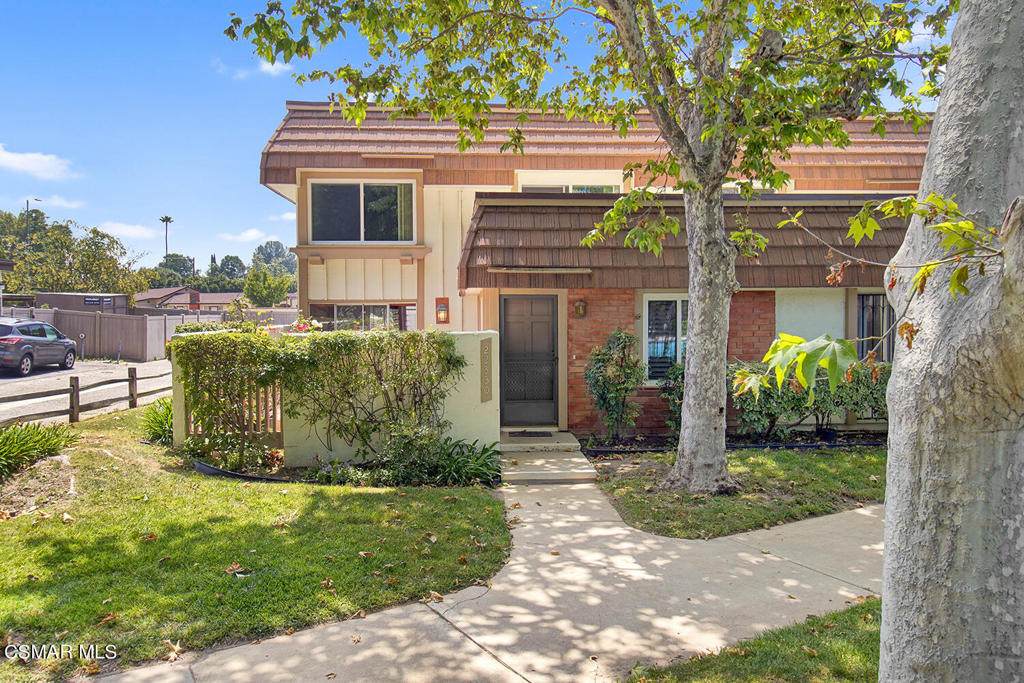 22330 James Alan Circle - Photo 1