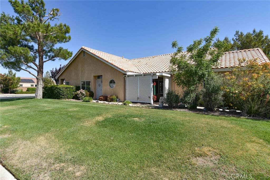 11610 Oak Street - Photo 1