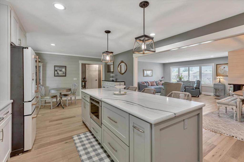 710 Ridgemark Drive - Photo 1