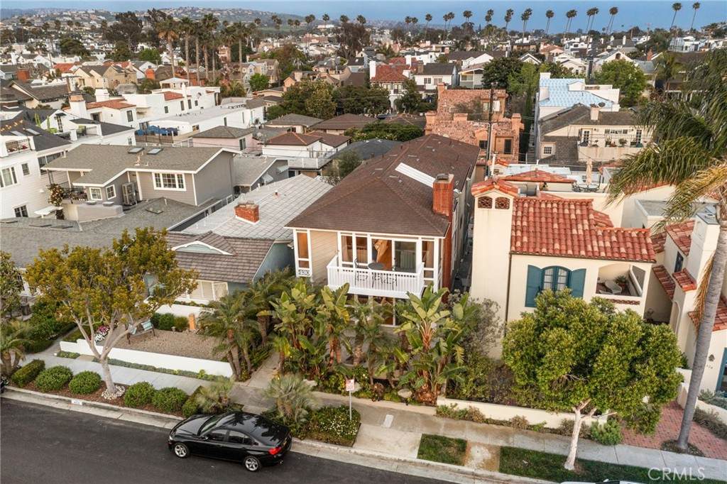 430 Carnation Avenue - Photo 1
