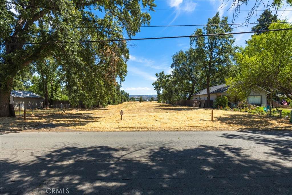 2960 Burnap Avenue - Photo 1