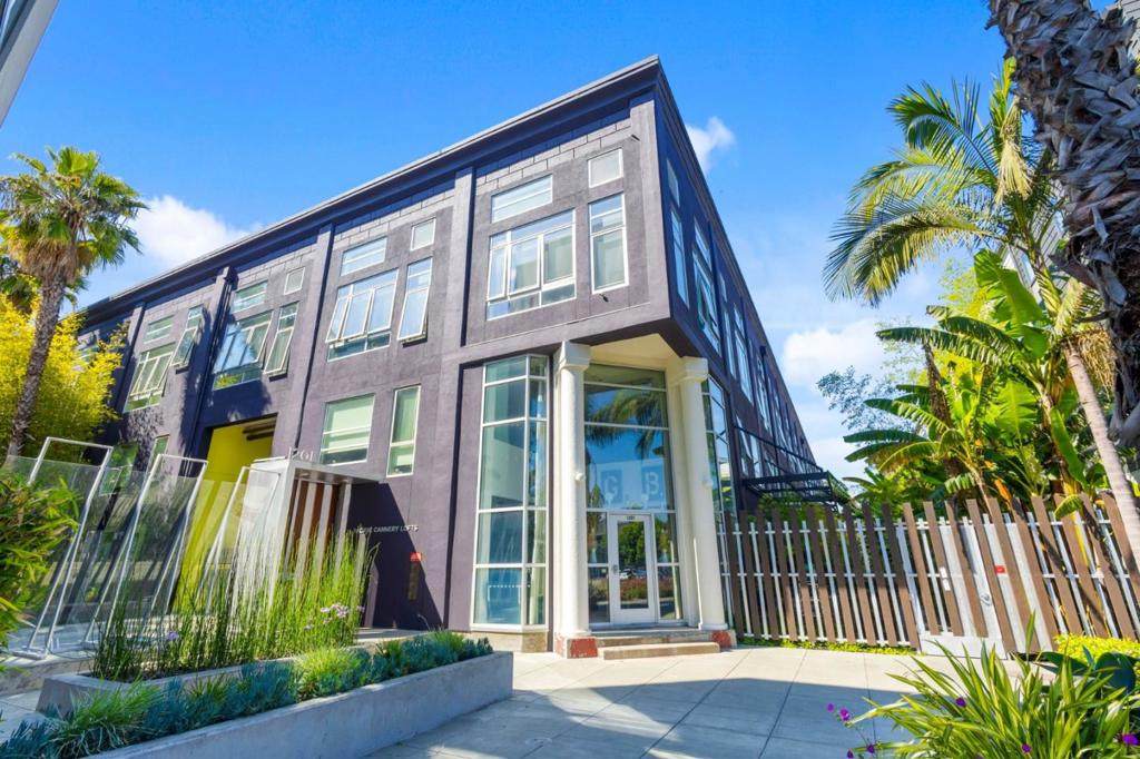 1201 Pine Street - Photo 1
