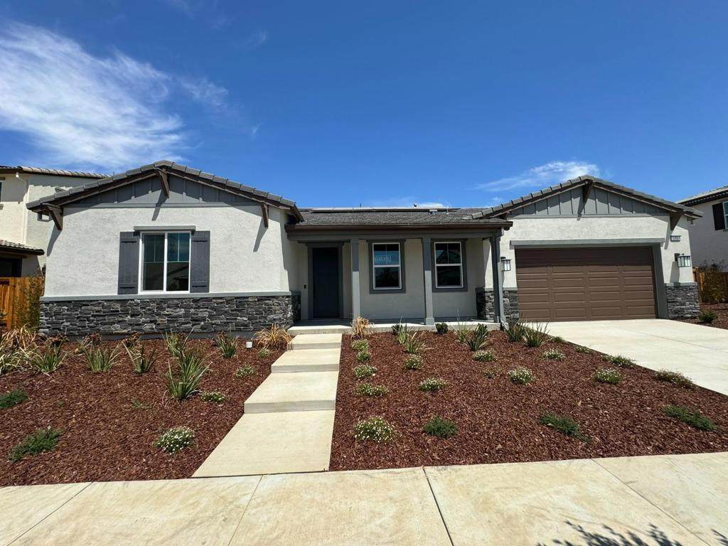 155 Raven Circle - Photo 1