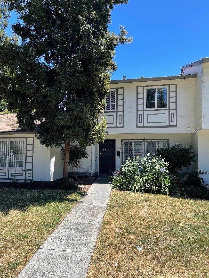 231 El Rancho Verde Drive - Photo 1
