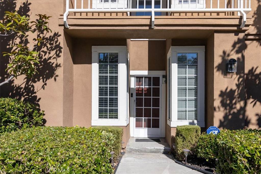 84 Matisse Circle - Photo 1