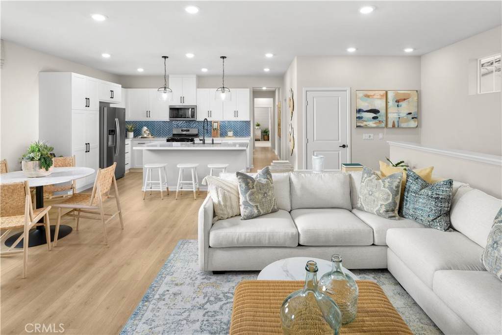4013 Summer Way - Photo 1