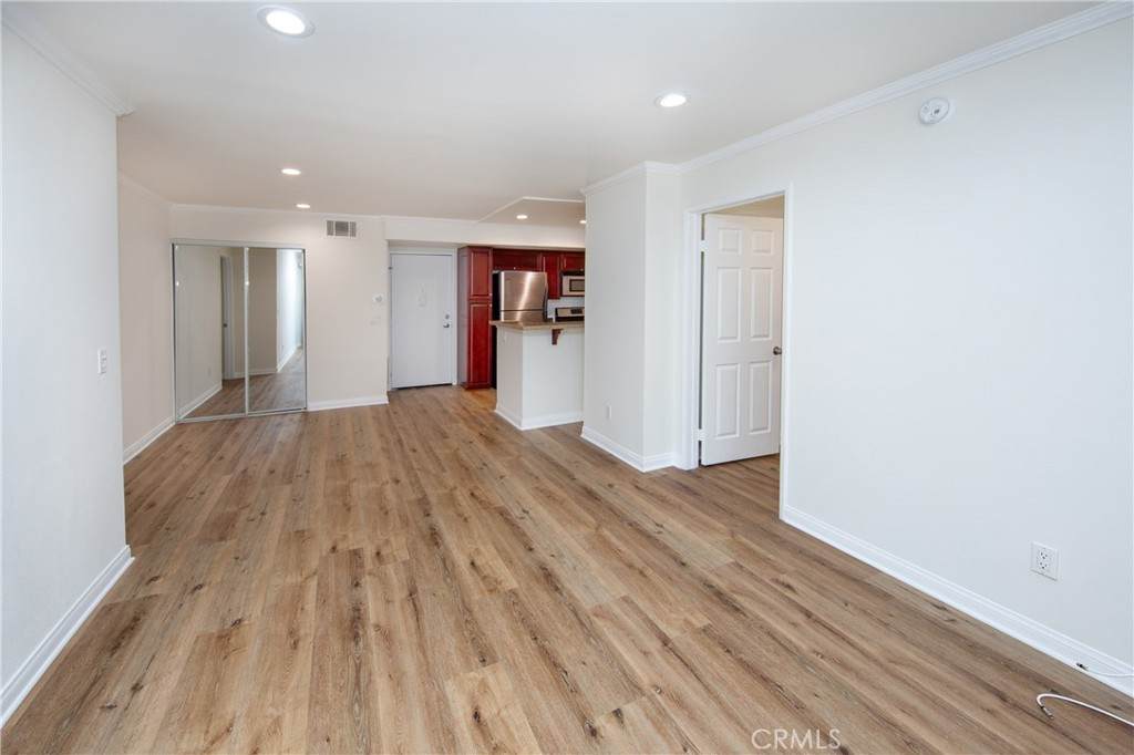 5520 Owensmouth Avenue - Photo 1