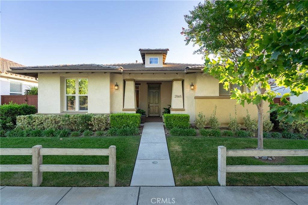 2565 Clubhouse Drive - Photo 1