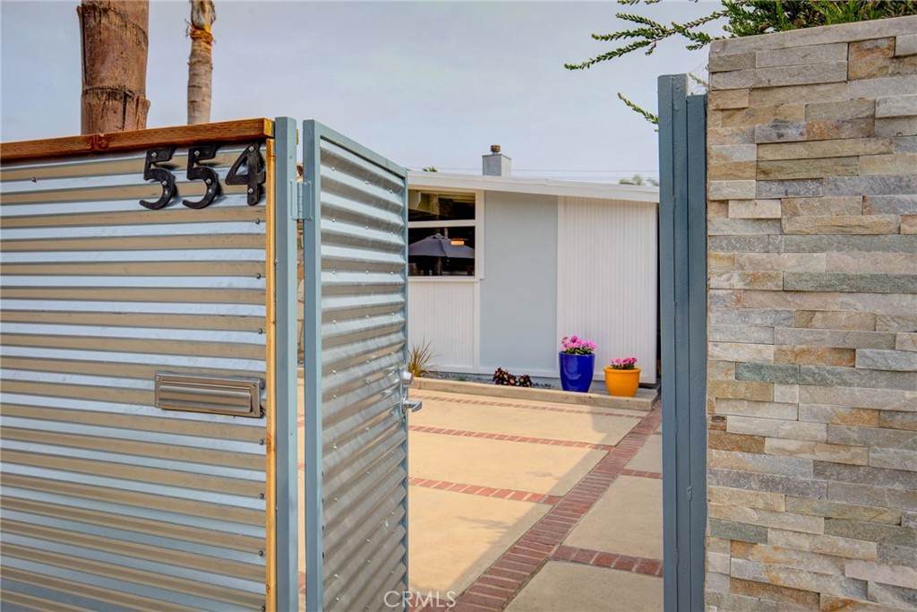554 Rosecrans Avenue - Photo 1