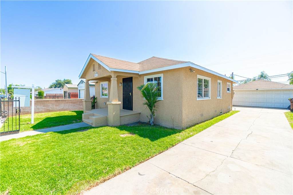 916 131st Street - Photo 1