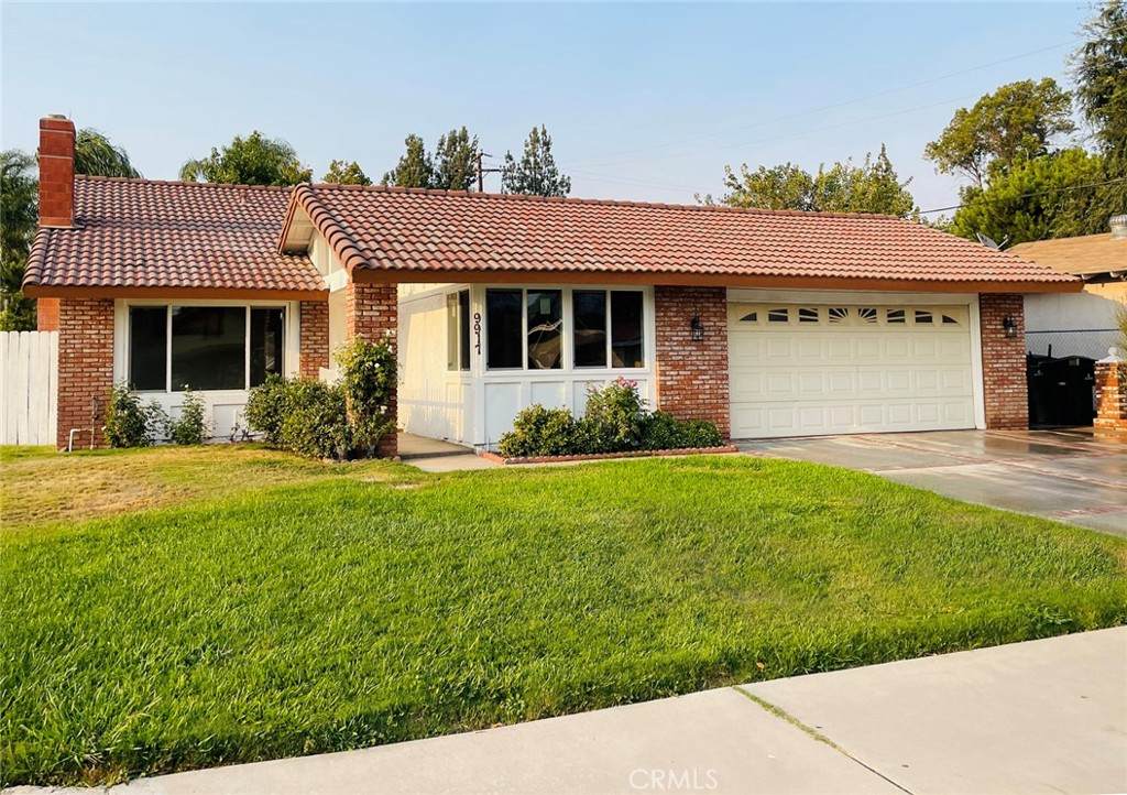 9917 Sharon Avenue - Photo 1