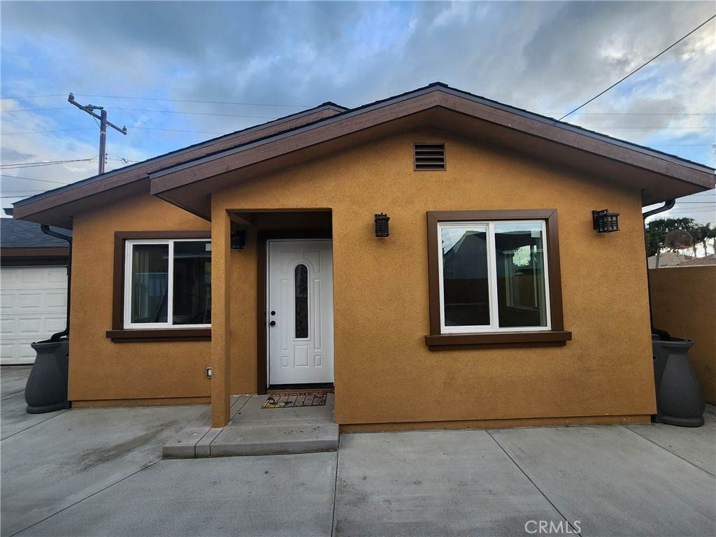 1620 E. Mcmillan - Photo 1