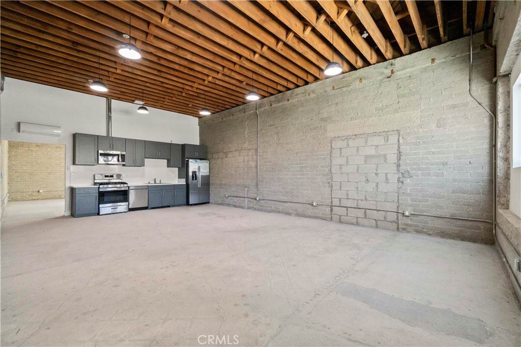 1901 Pacific Avenue - Photo 1