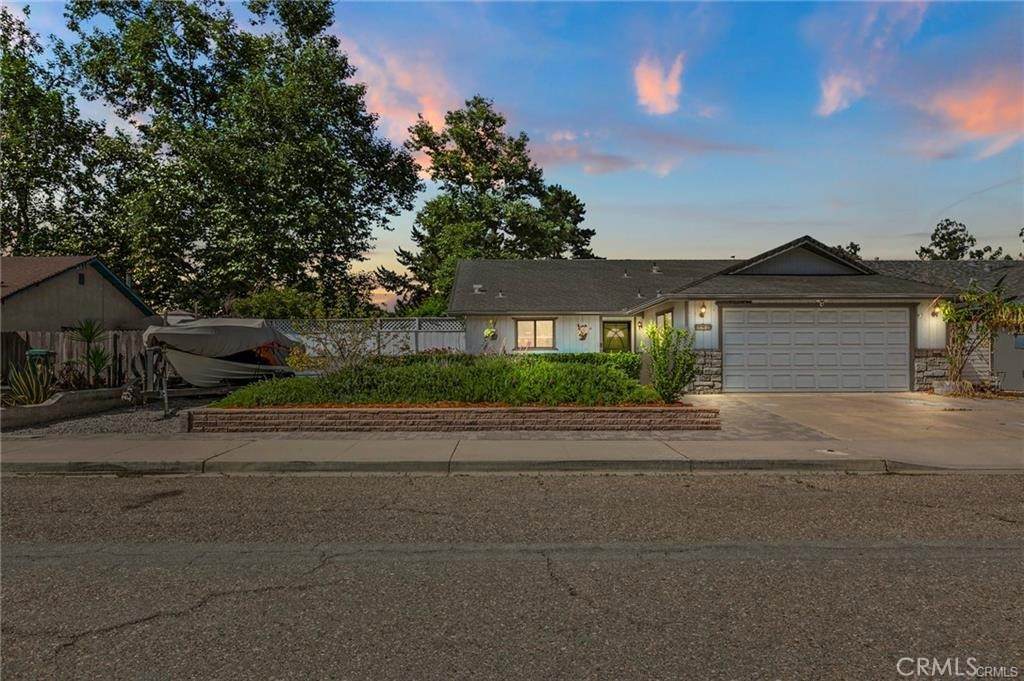 592 Felicity Way - Photo 1