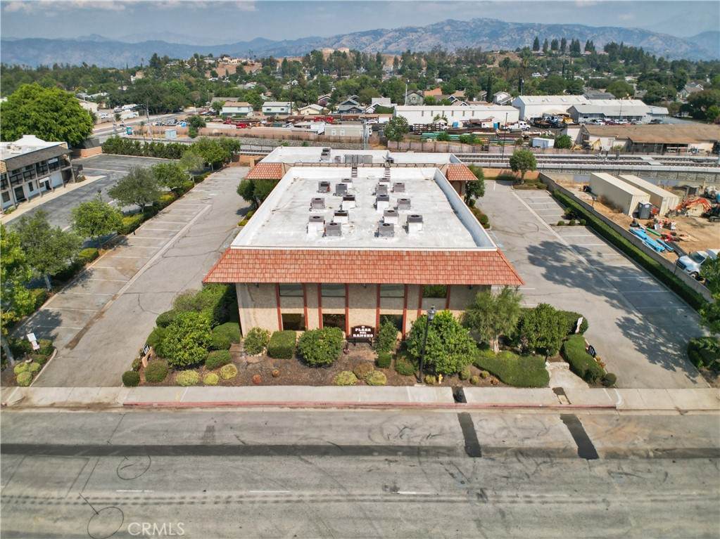 425 Bonita Avenue - Photo 1