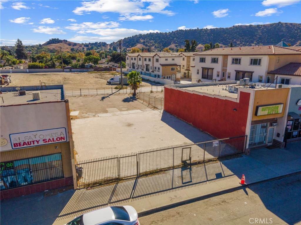 1616 West Mission Boulevard (A) - Photo 1