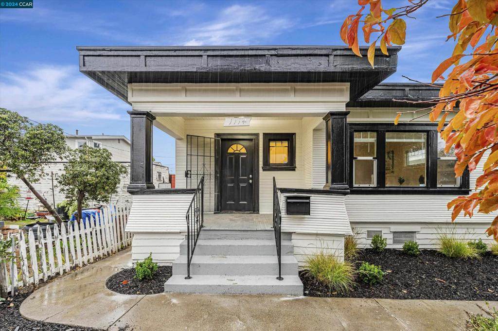 1114 Carolina St - Photo 1