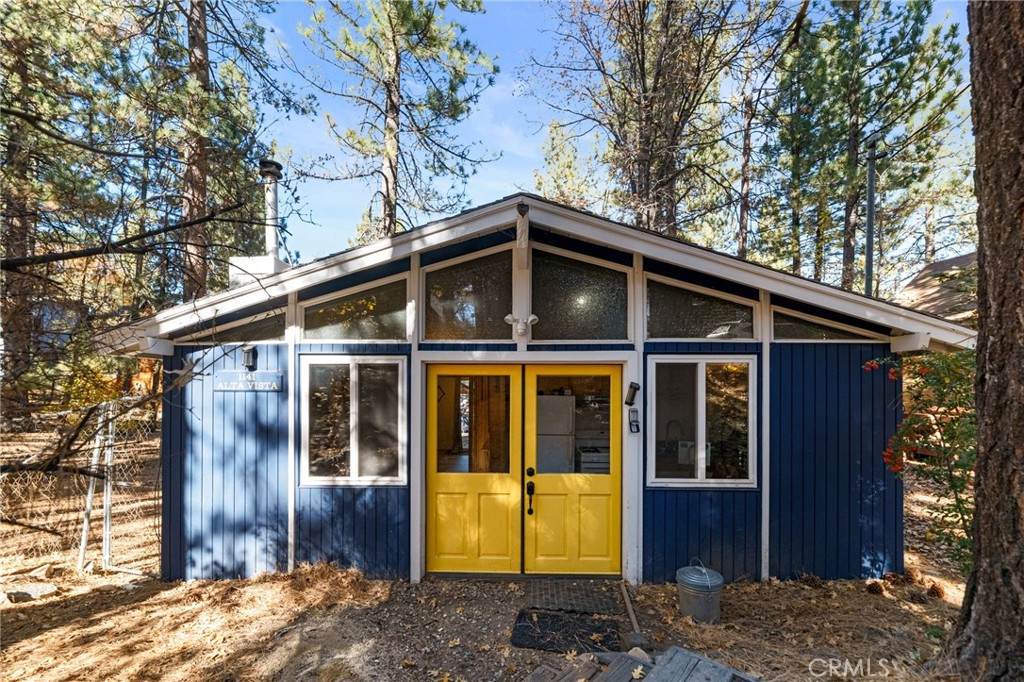 1141 Alta Vista Avenue - Photo 1