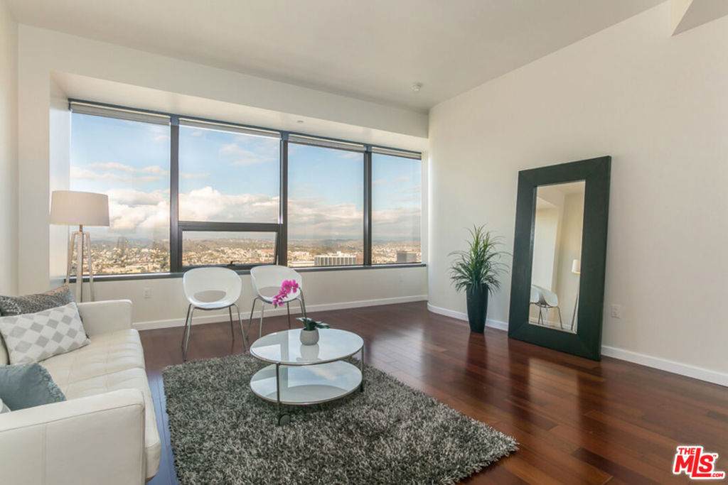 1100 Wilshire Boulevard - Photo 1