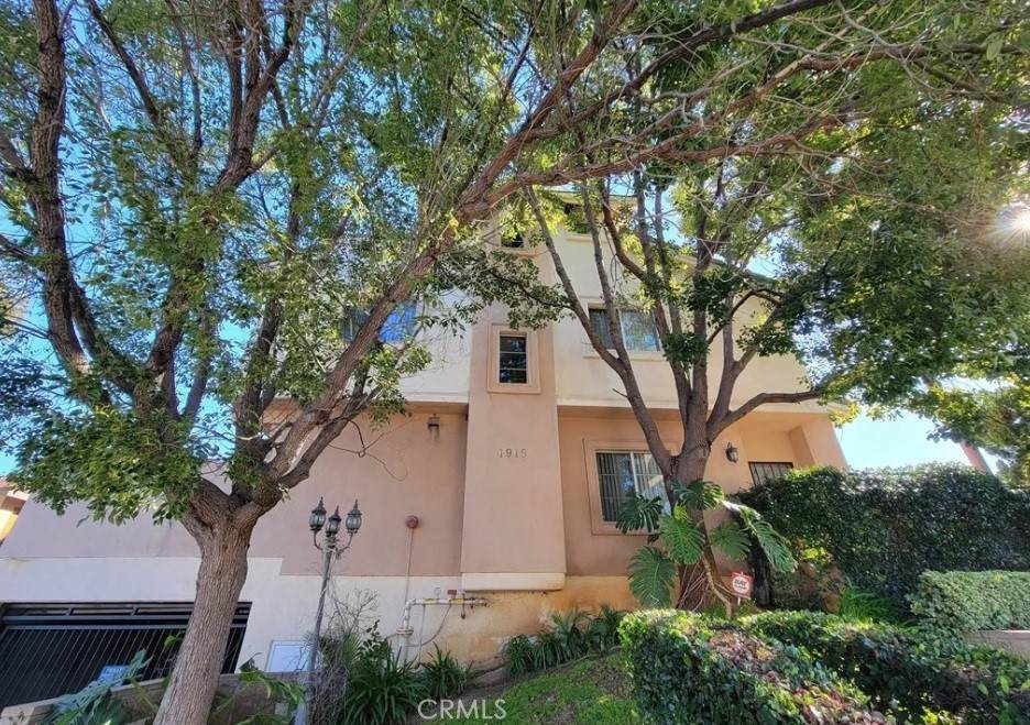 1918 Denton Avenue - Photo 1