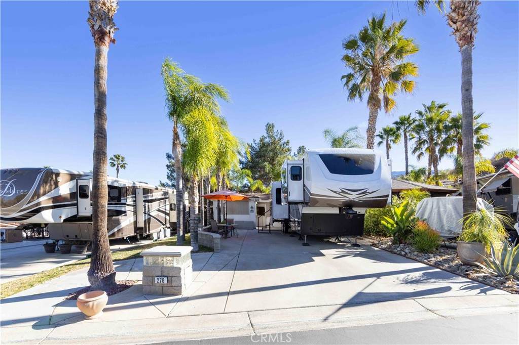 https://bt-photos.global.ssl.fastly.net/socal/orig_boomver_2_373839988-2.jpg