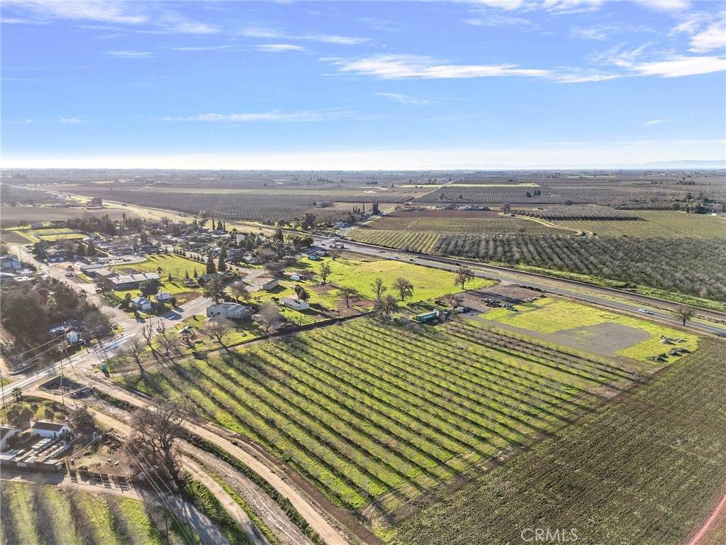 2 Santa Fe Drive - Photo 1