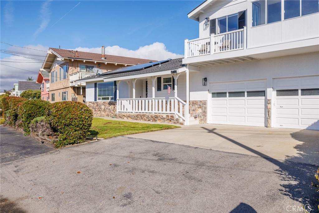 2091 Circle Drive - Photo 1