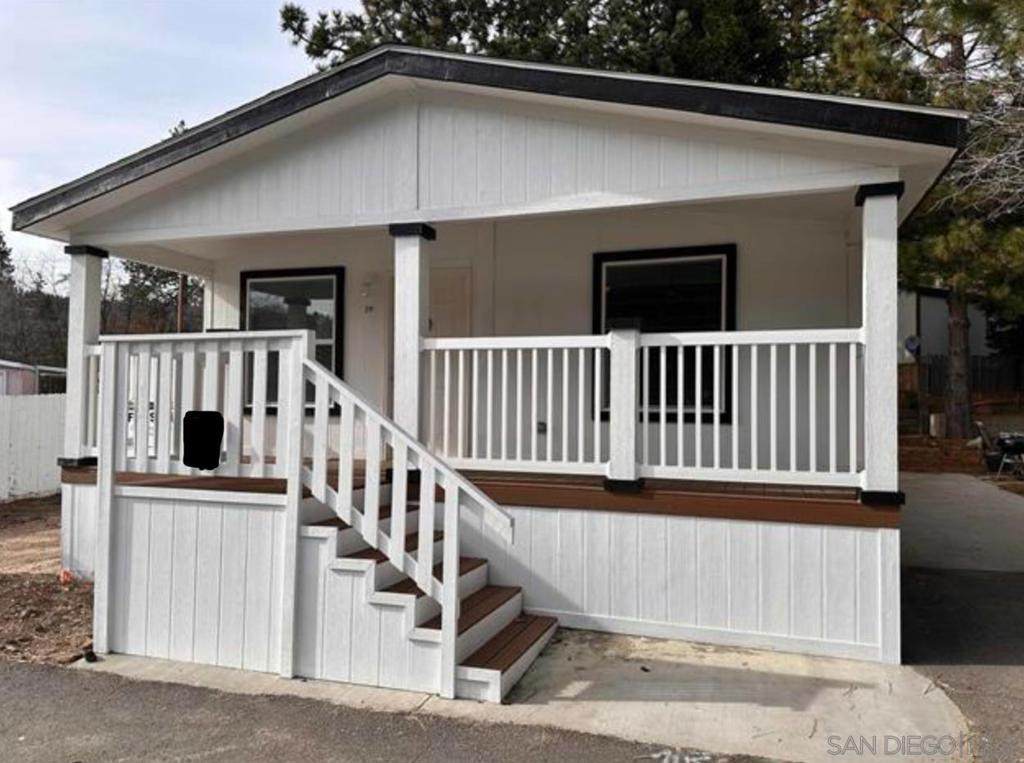 22899 Byron Rd - Photo 1