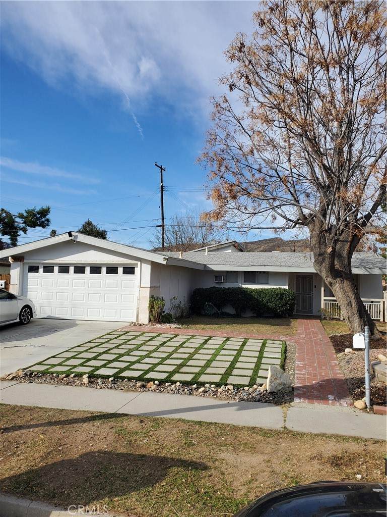19119 Delight Street - Photo 1