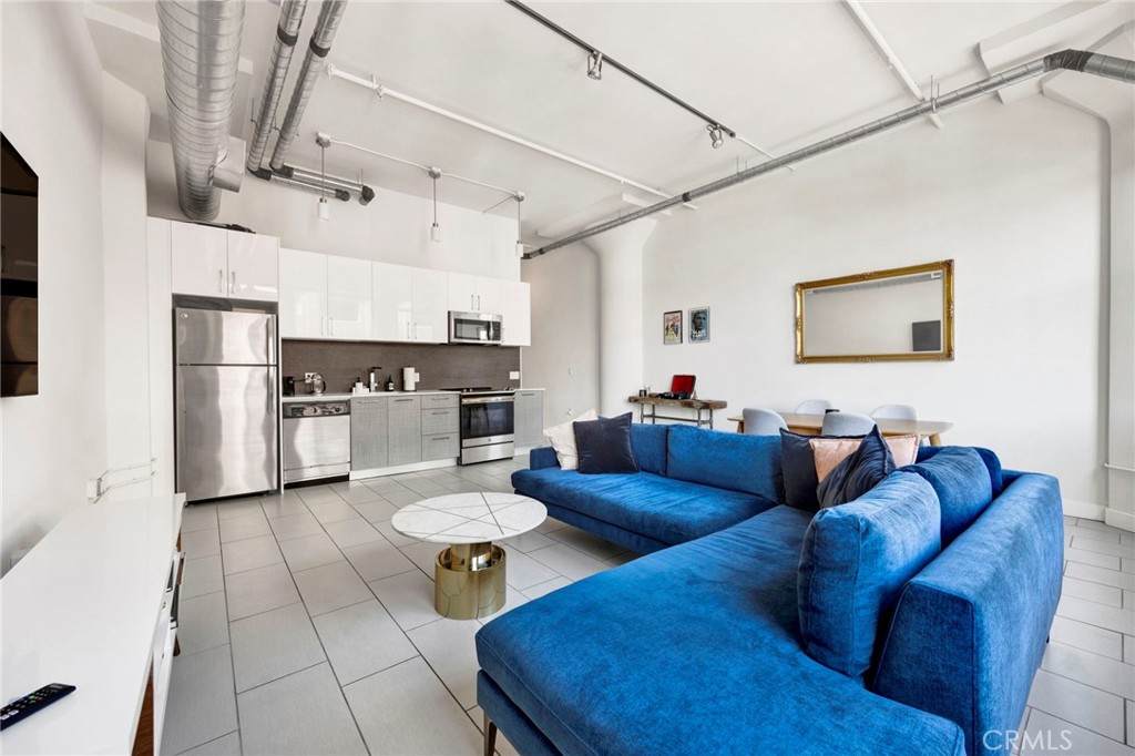 939 Broadway - Photo 1