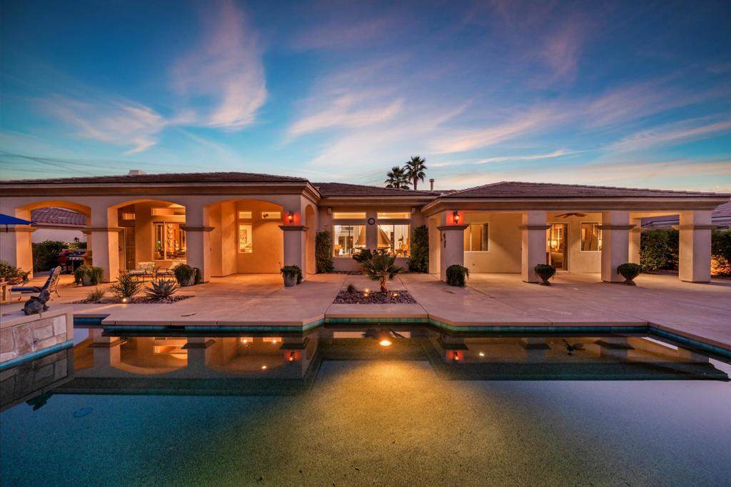 https://bt-photos.global.ssl.fastly.net/socal/orig_boomver_2_374024853-2.jpg