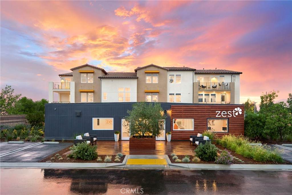 658 Calamansi Drive - Photo 1